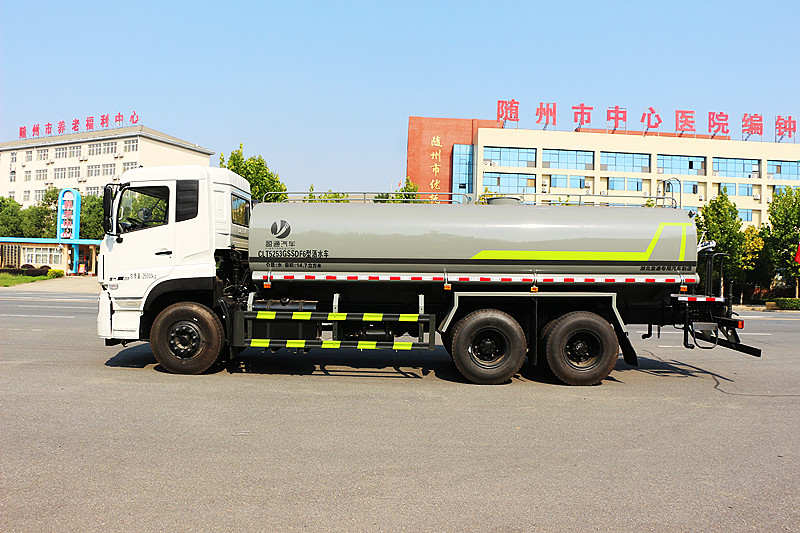 東風天龍后雙橋18噸灑水車