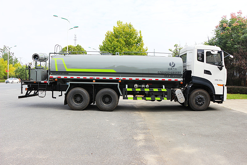 東風天龍23噸噴霧灑水車