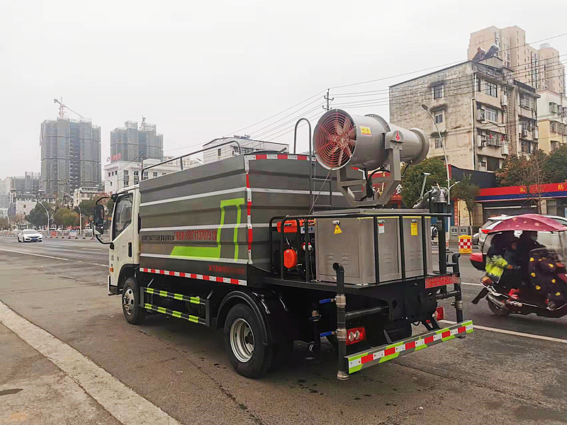 藍牌福田H2  5-7噸多功能抑塵車